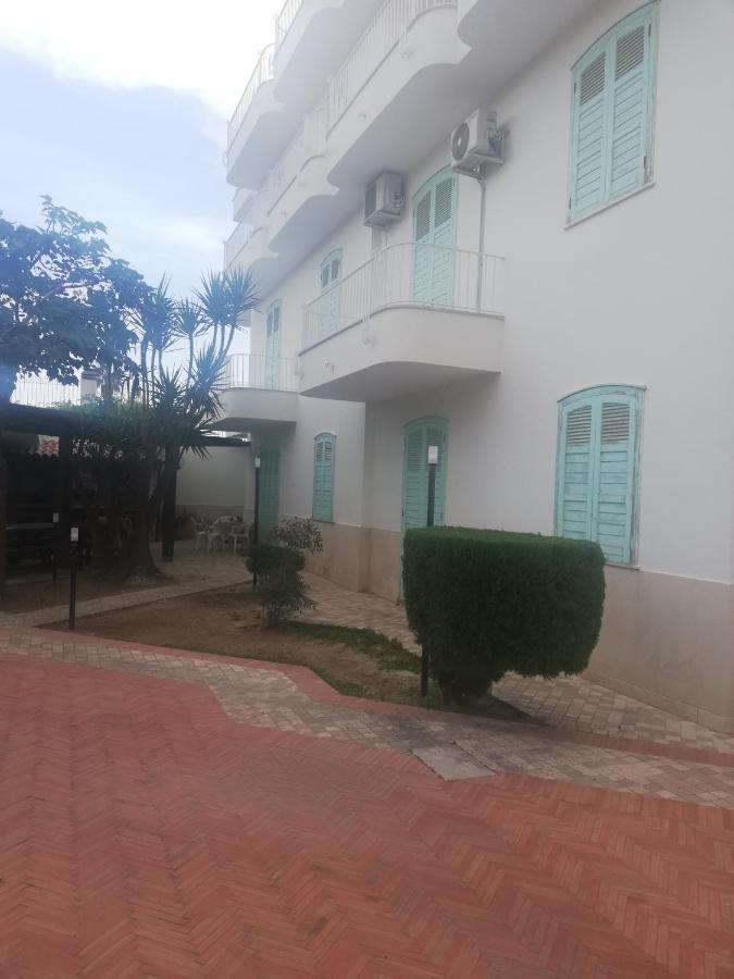 Villa Parisi Μπάρι Εξωτερικό φωτογραφία