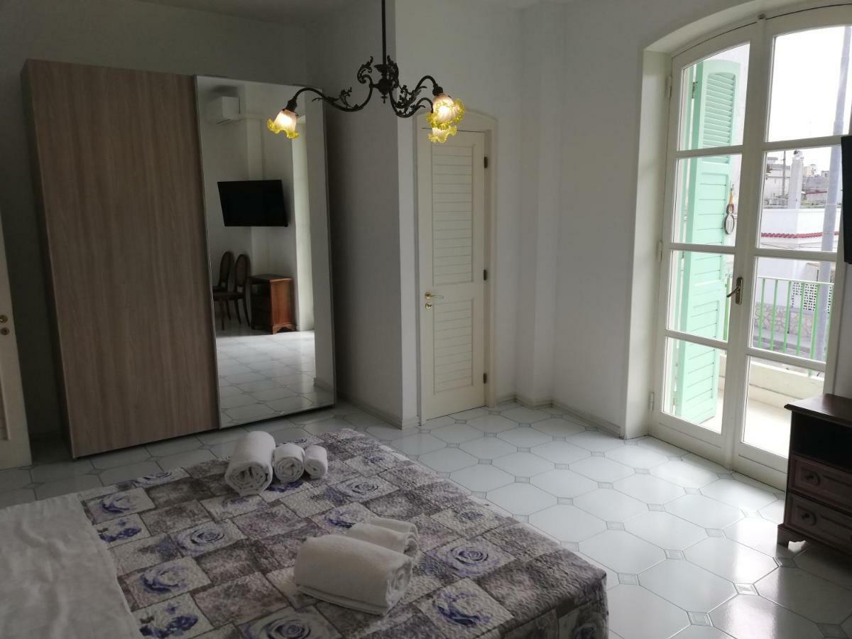 Villa Parisi Μπάρι Εξωτερικό φωτογραφία