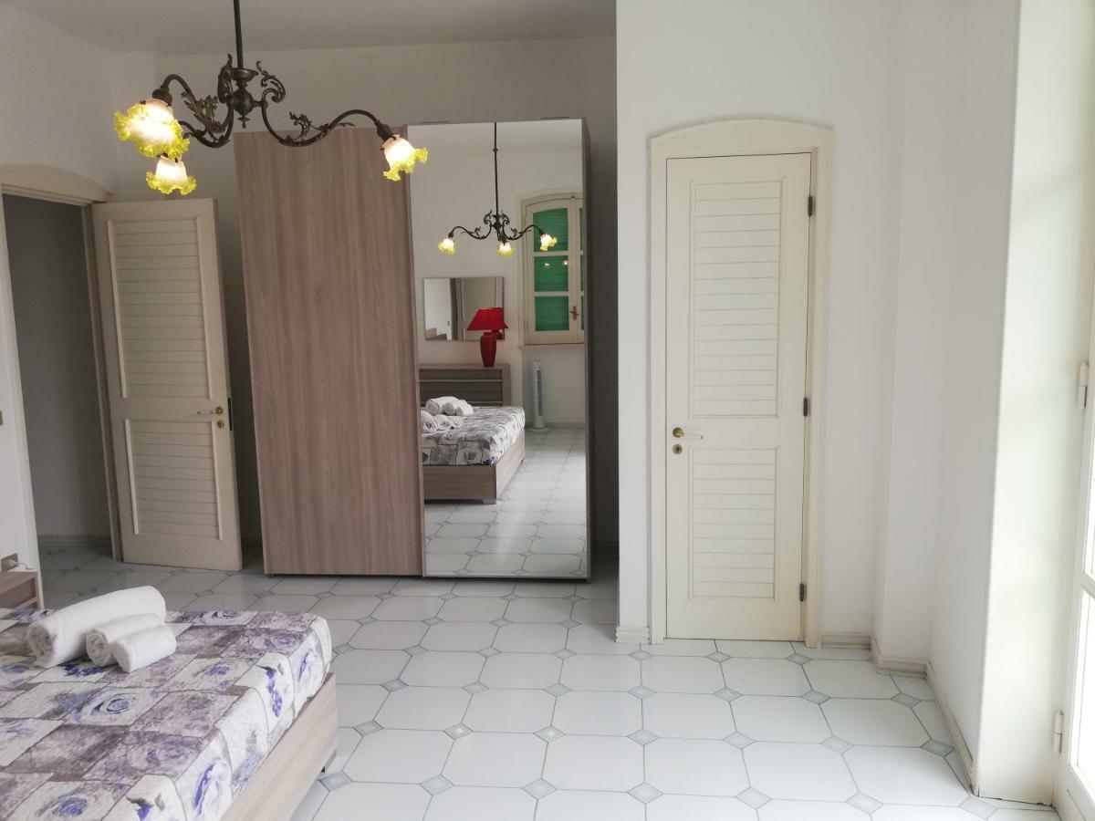 Villa Parisi Μπάρι Εξωτερικό φωτογραφία