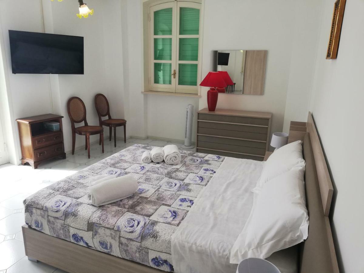 Villa Parisi Μπάρι Εξωτερικό φωτογραφία