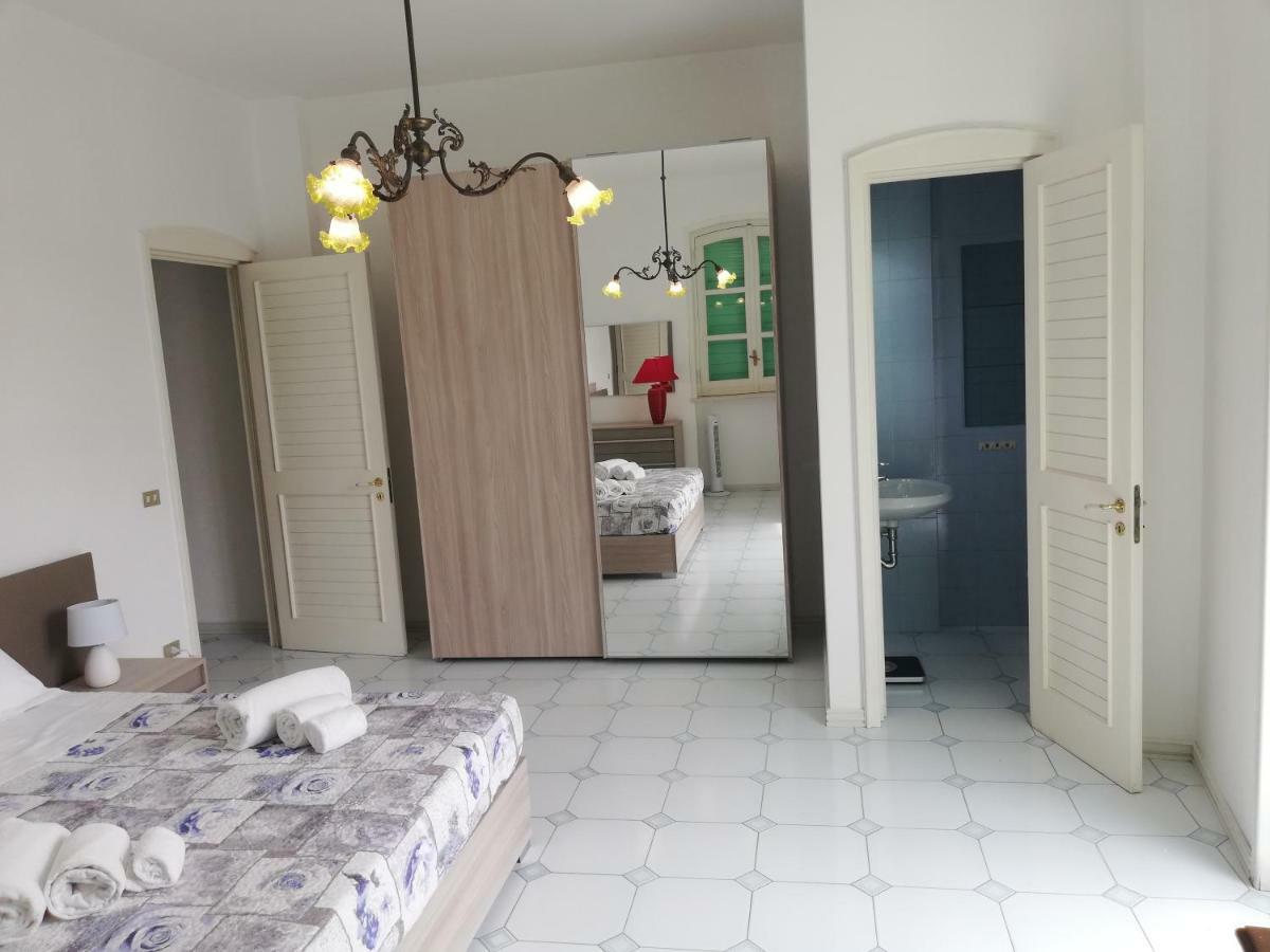 Villa Parisi Μπάρι Εξωτερικό φωτογραφία
